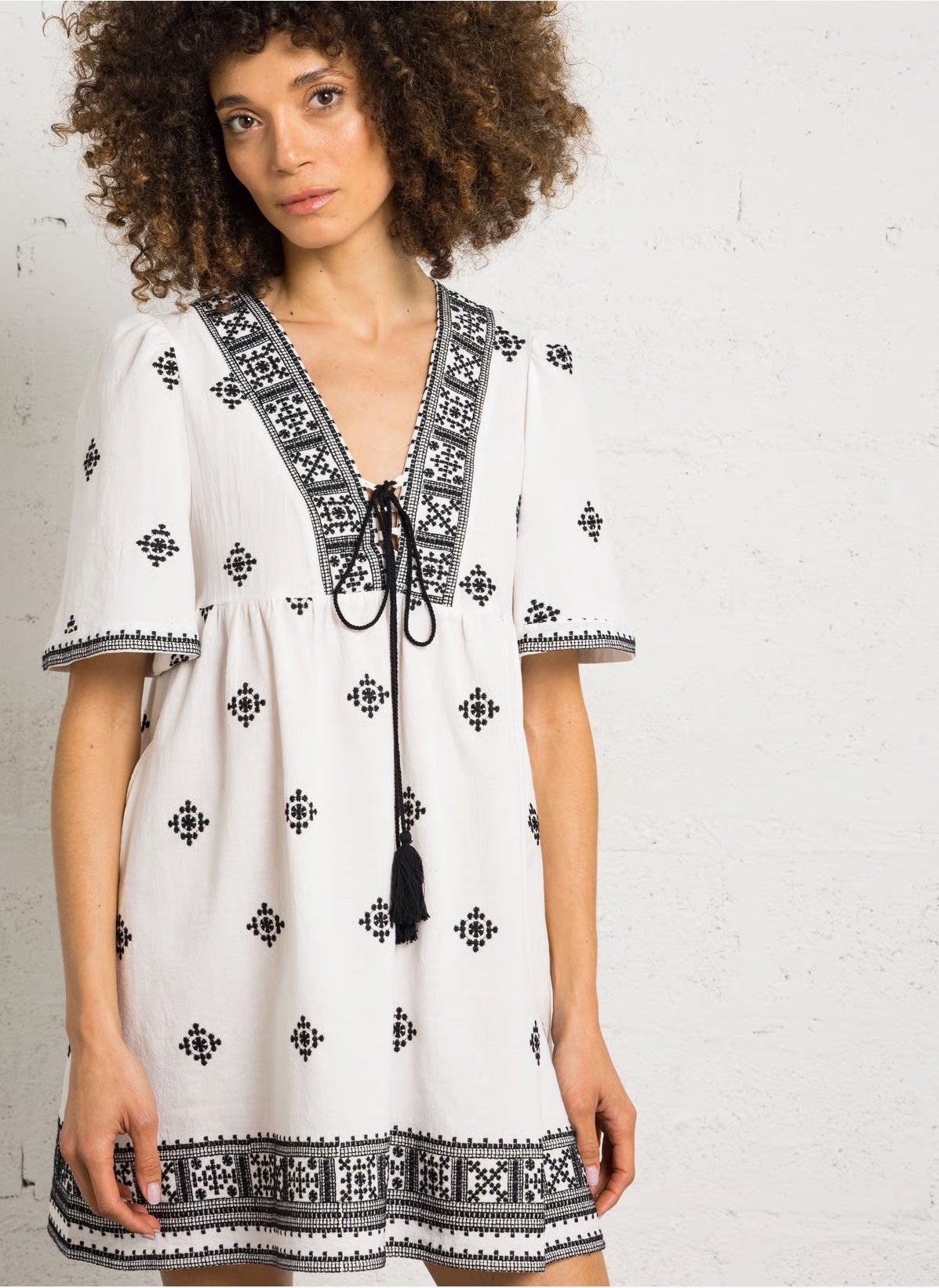 The Korner Embroidered Dress - Cream/Black, photo 7 of 8