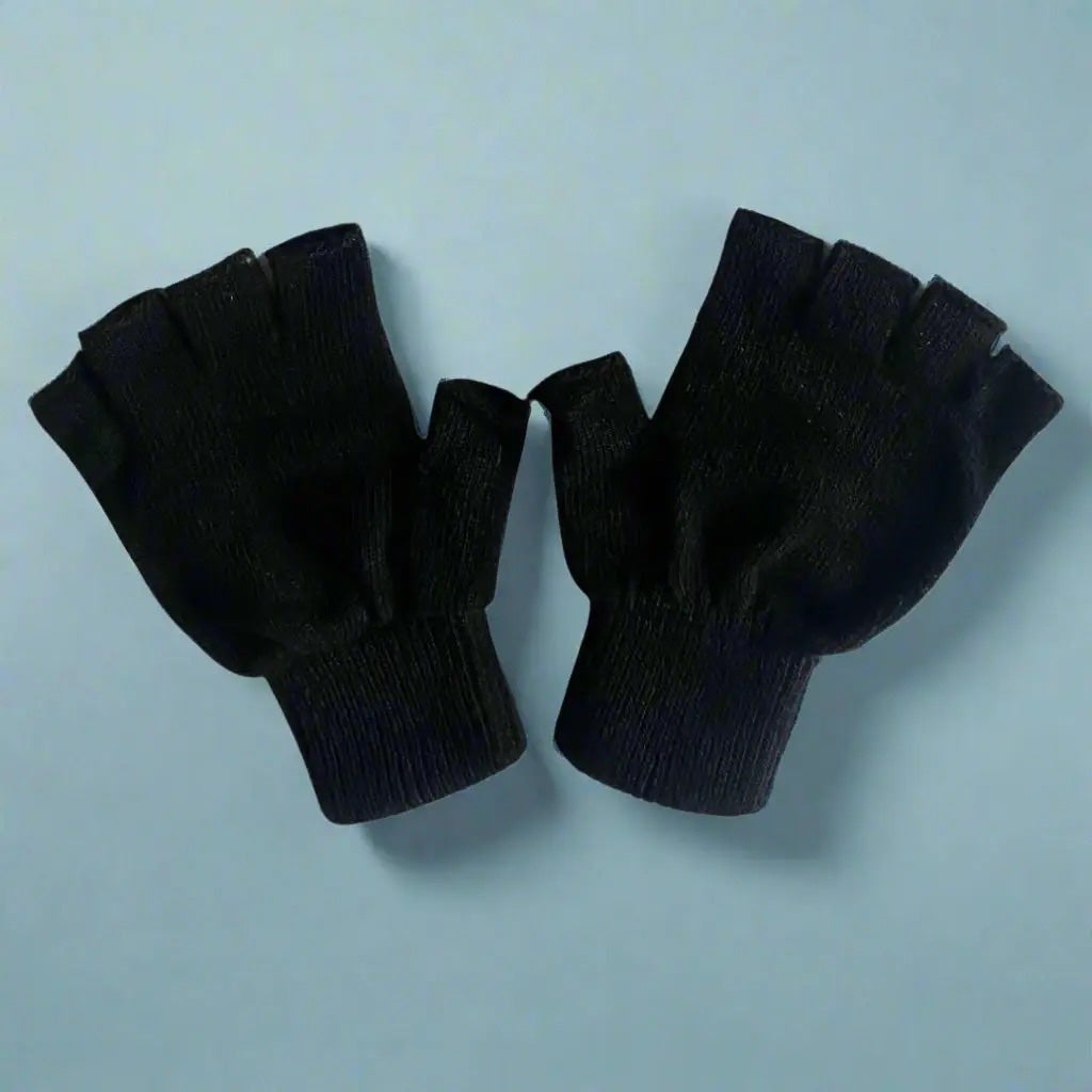 Klue Wool Beanie and Gloves Set - Black, photo 4 of 4