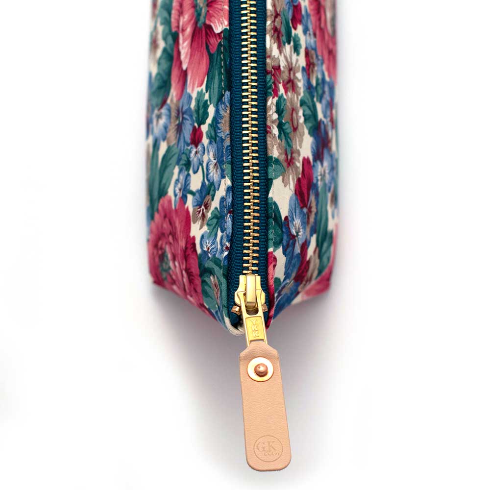 General Knot & Co Charlotte Floral Travel Clutch, photo 2 of 3