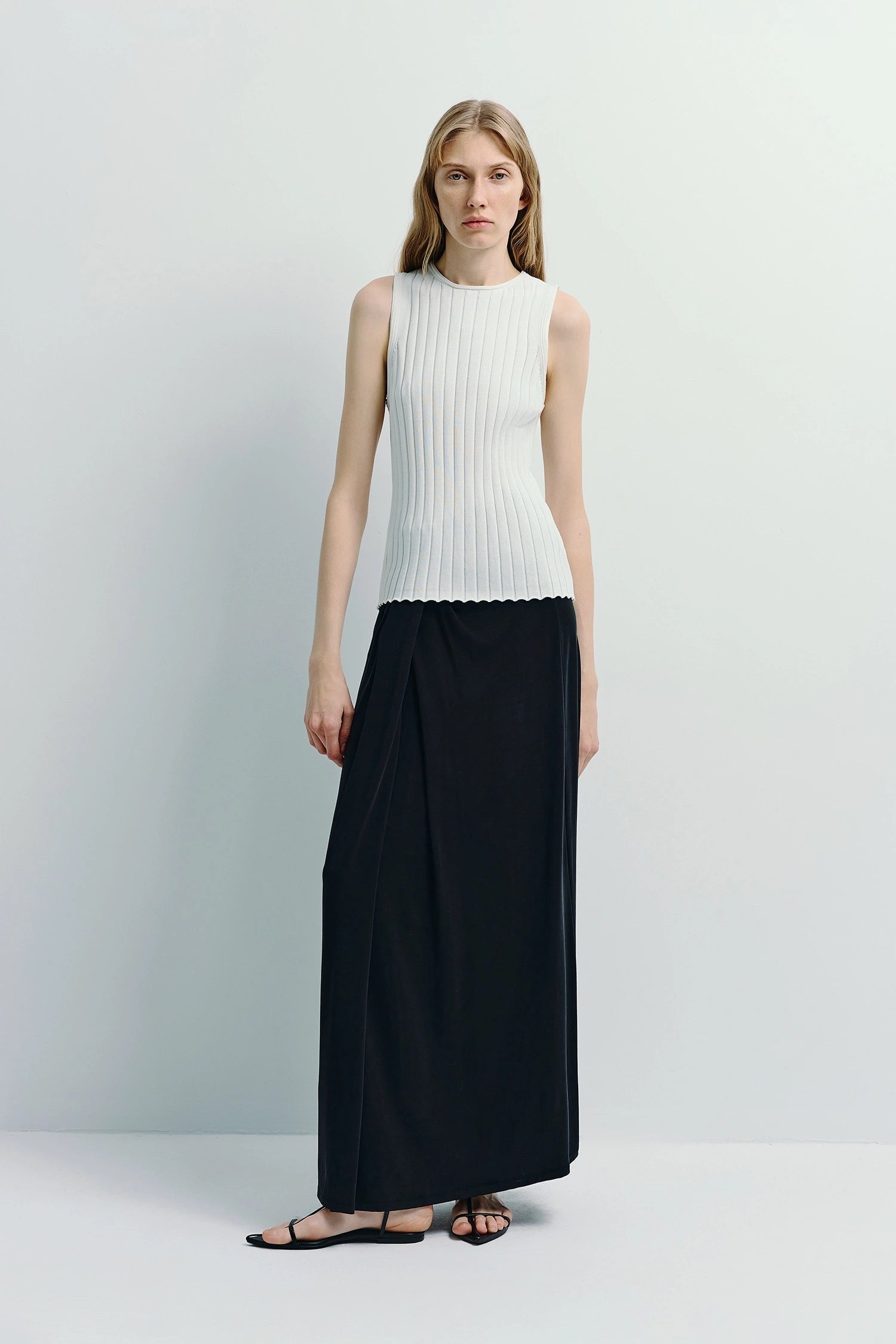 Rue Sophie Fleur Twist Front Skirt - Black, photo 4 of 8