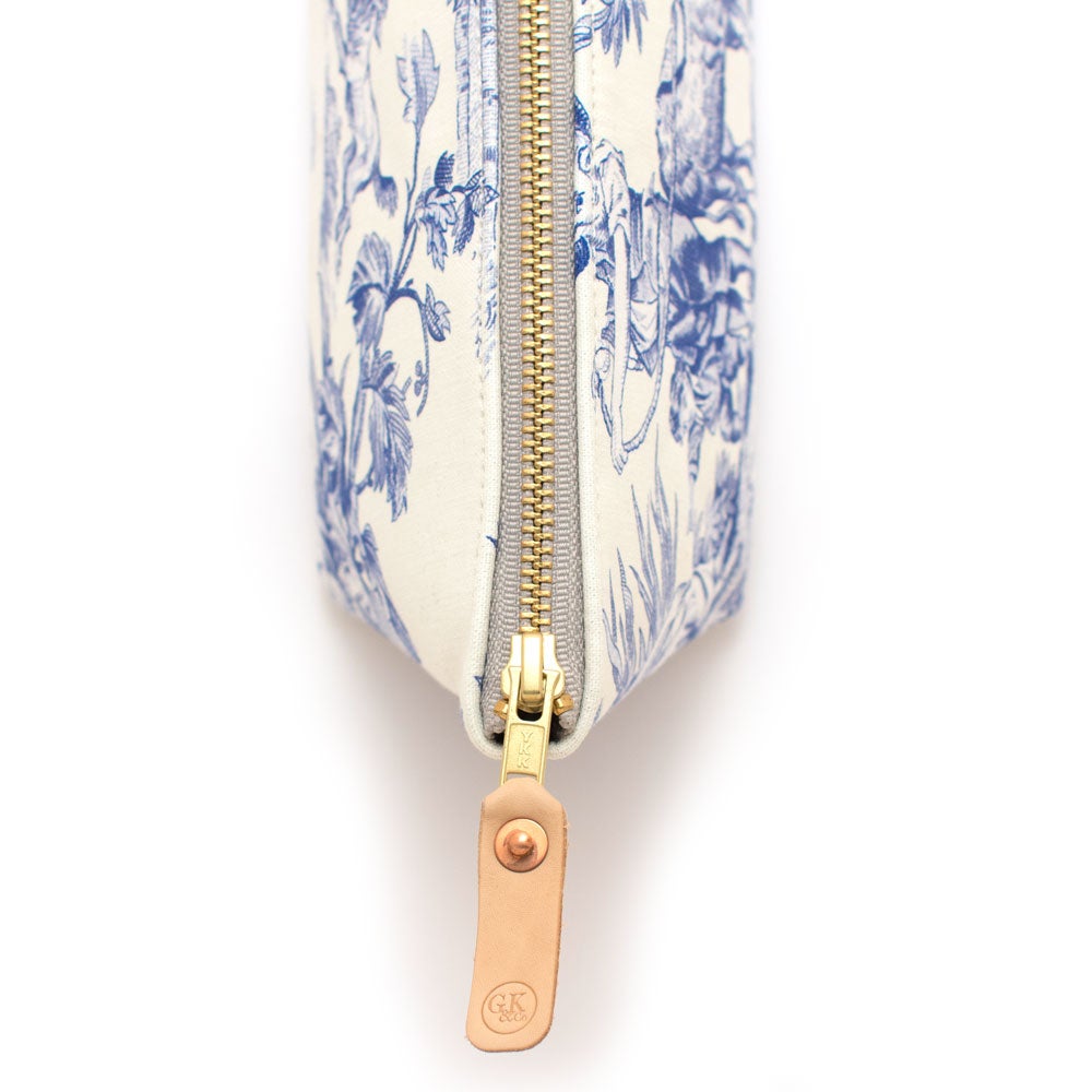 General Knot & Co Vintage Toile Travel Clutch, photo 3 of 3