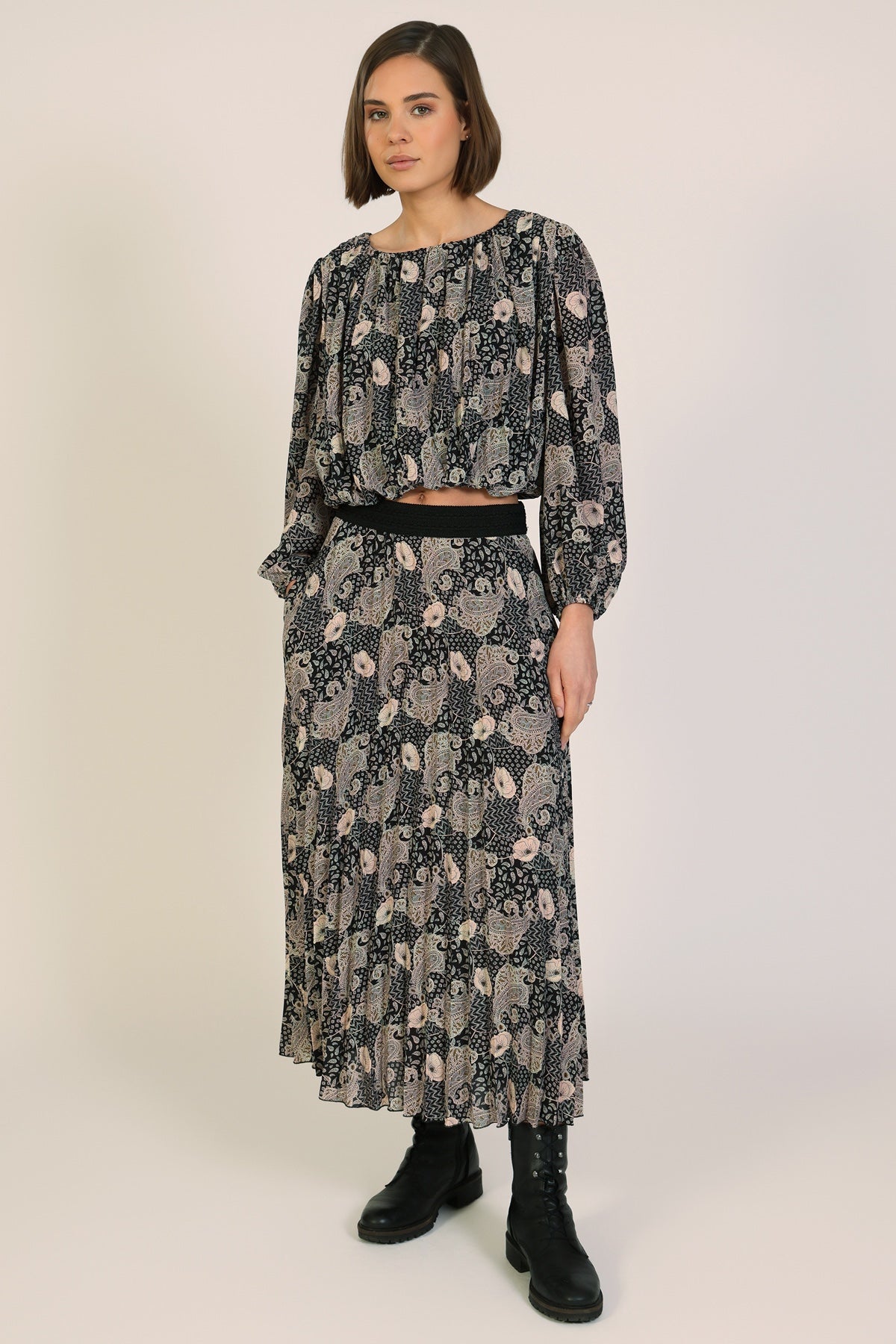 Traffic People Faded Glory Fallen Top - Paisley Print, photo 4 of 4