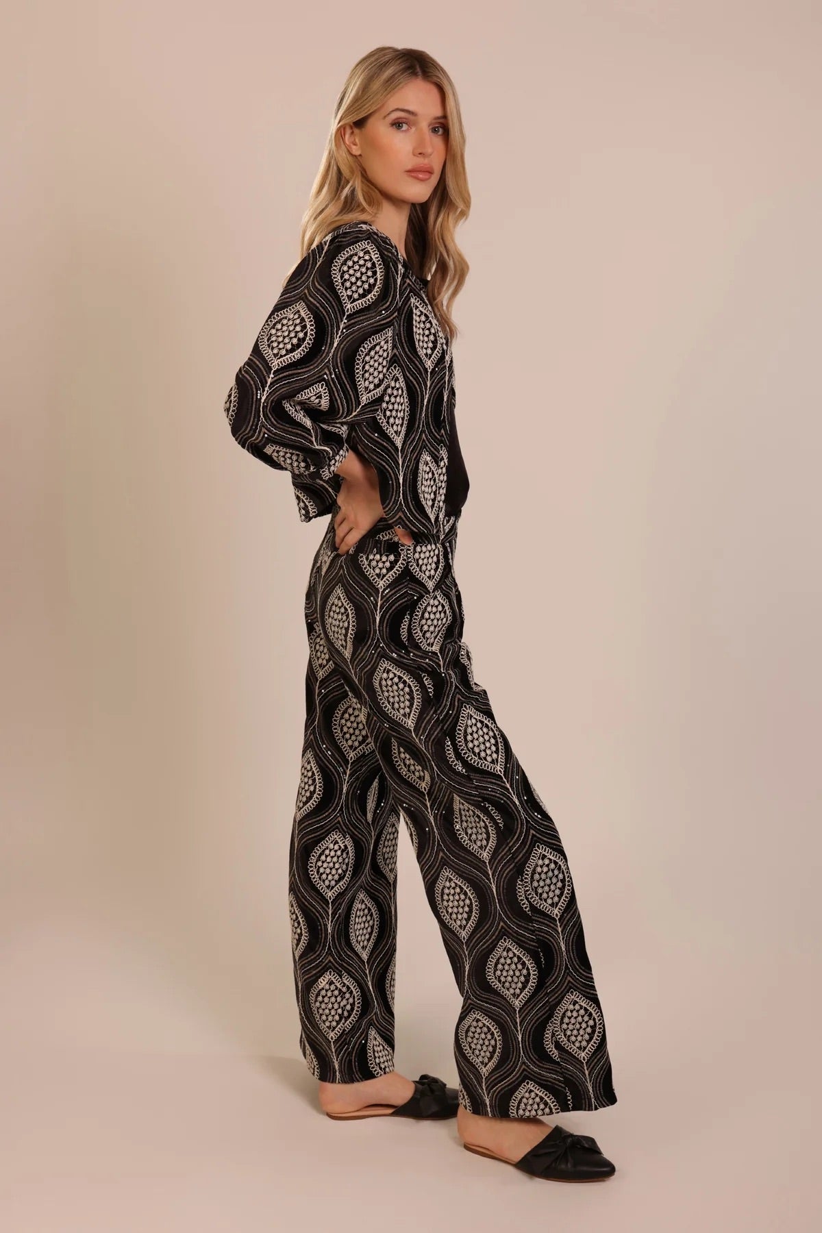 Traffic People Love & Anarchy Lulu Trouser, photo 2 of 8