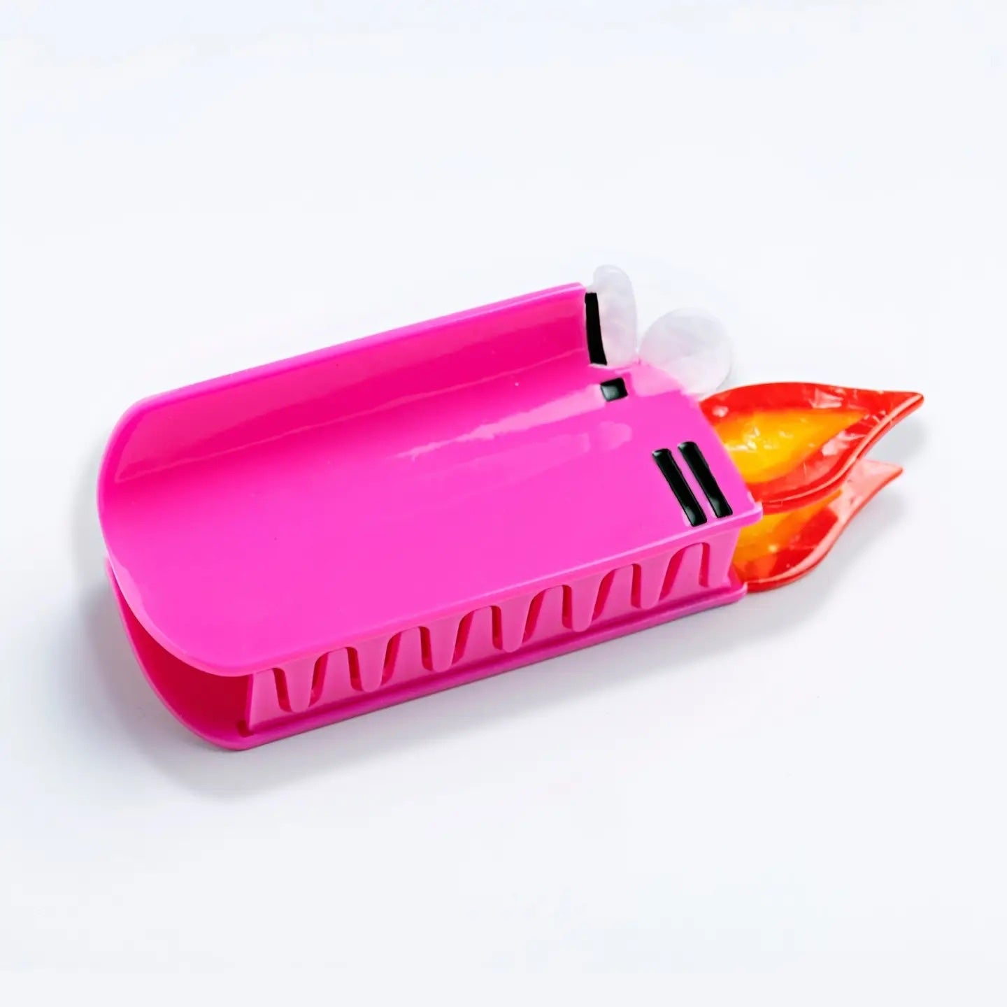 Larissa Loden Lighter Claw, photo 1 of 4