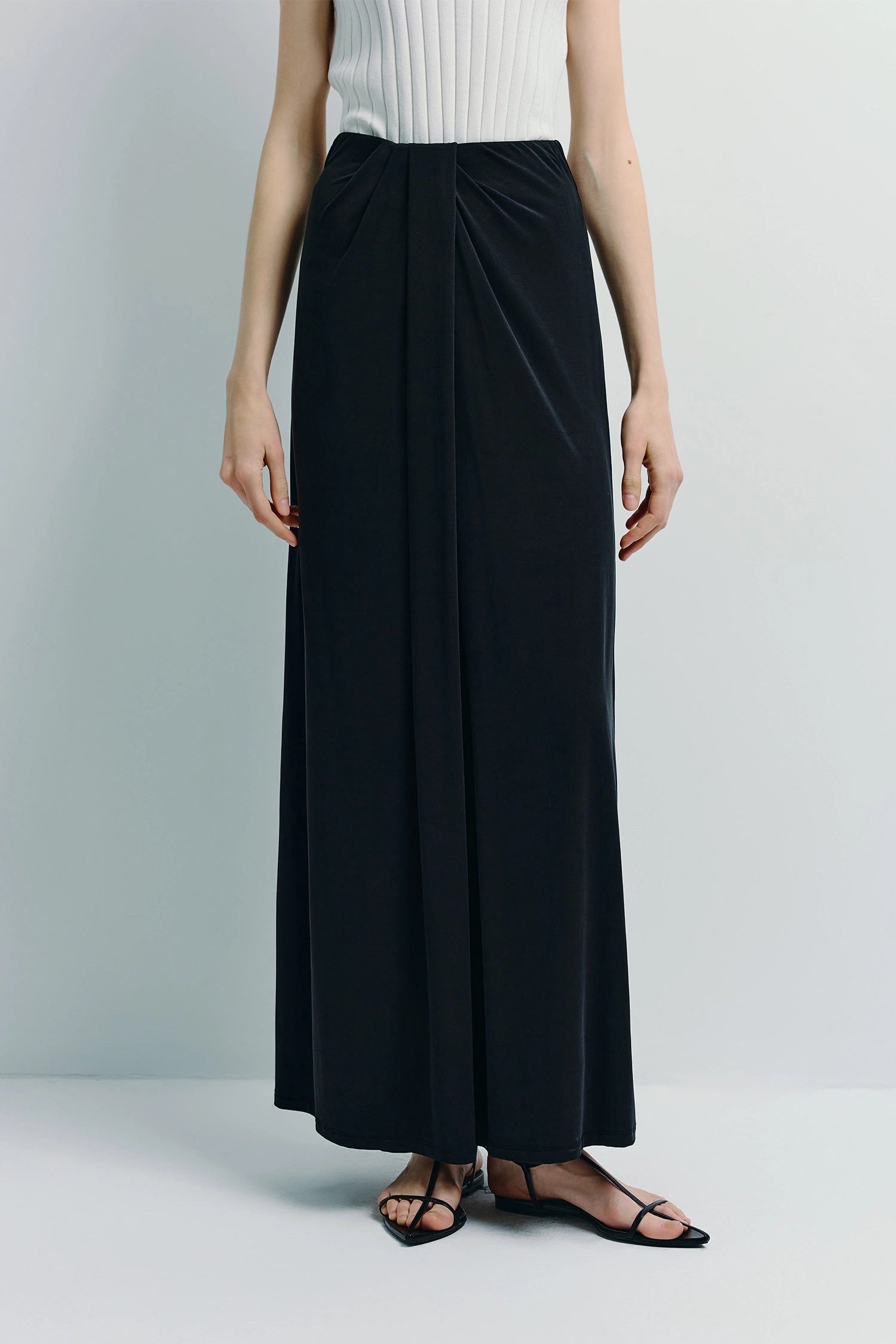 Rue Sophie Fleur Twist Front Skirt - Black, photo 7 of 8