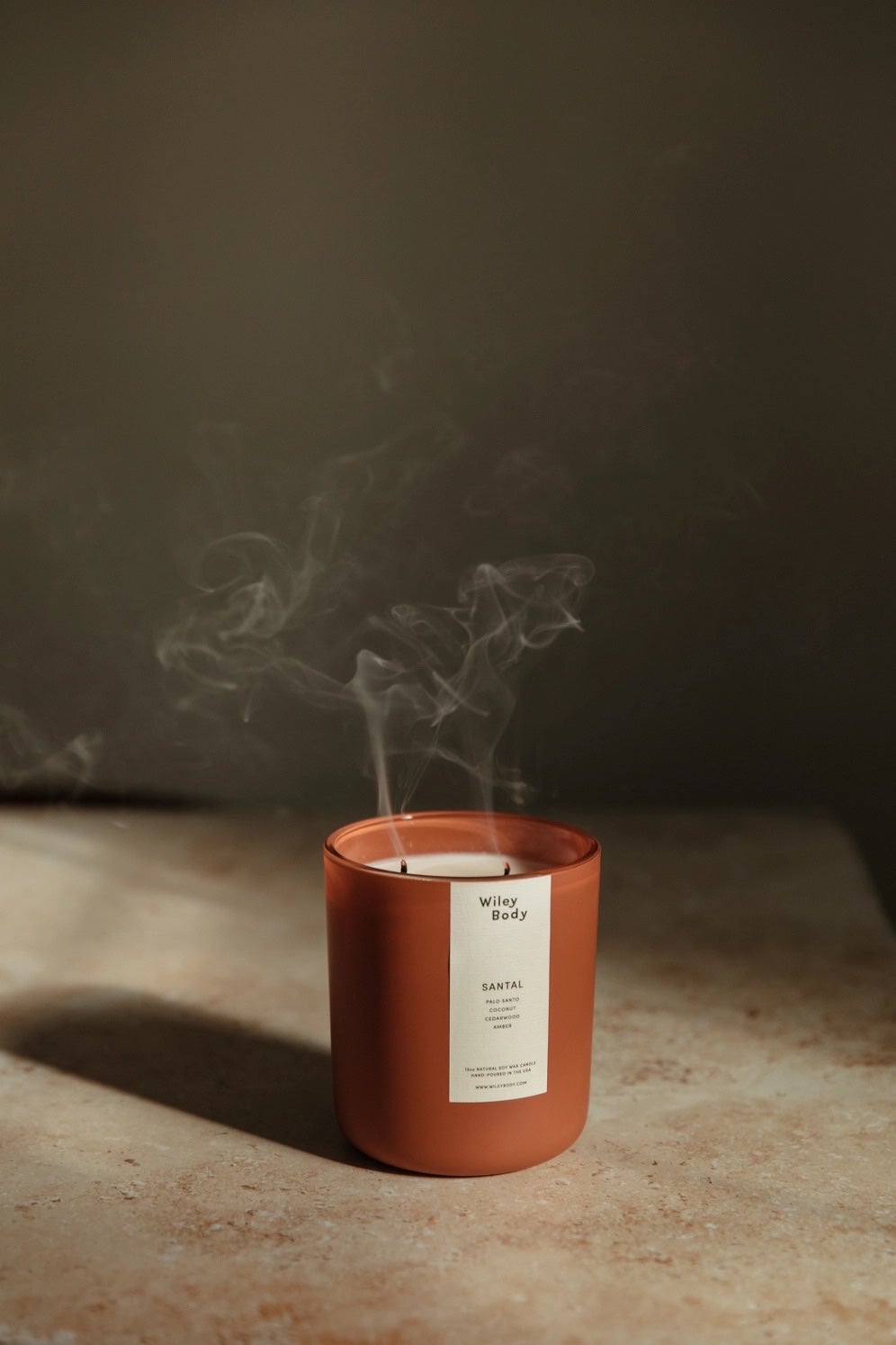 The Candle by Wiley Body - Santal, photo 5 of 5