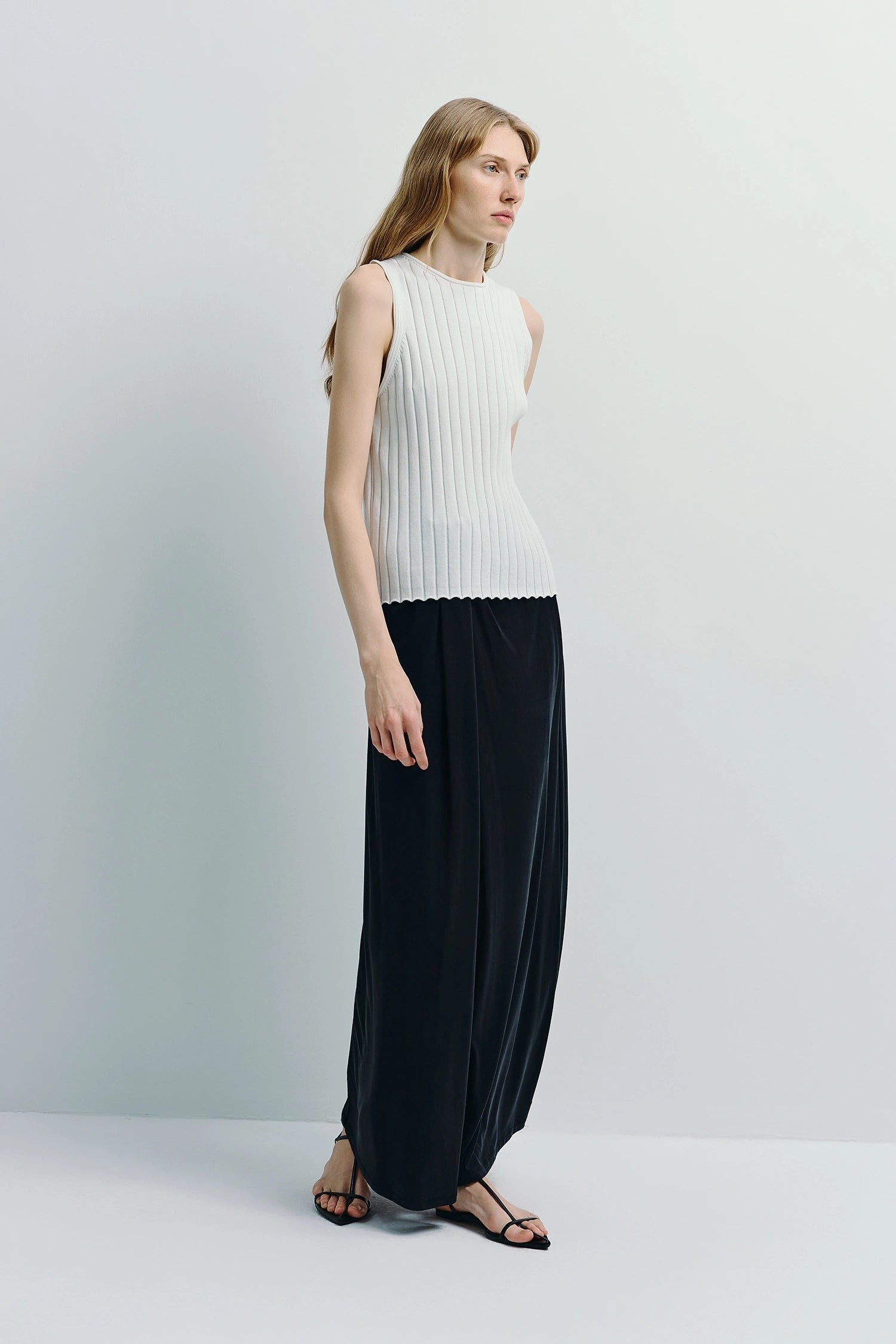 Rue Sophie Fleur Twist Front Skirt - Black, photo 5 of 8