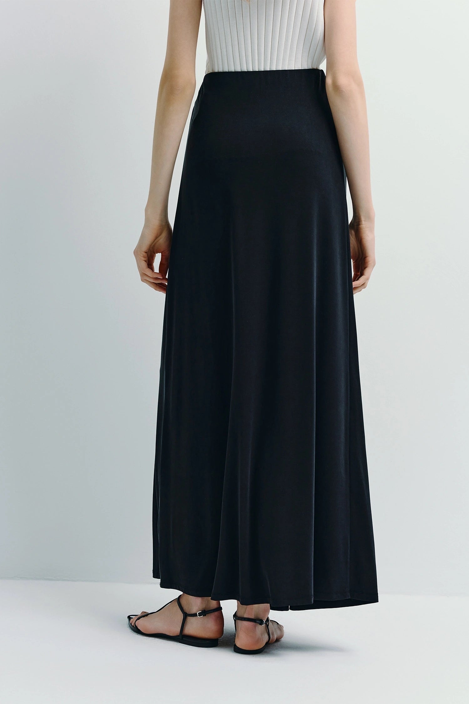 Rue Sophie Fleur Twist Front Skirt - Black, photo 8 of 8